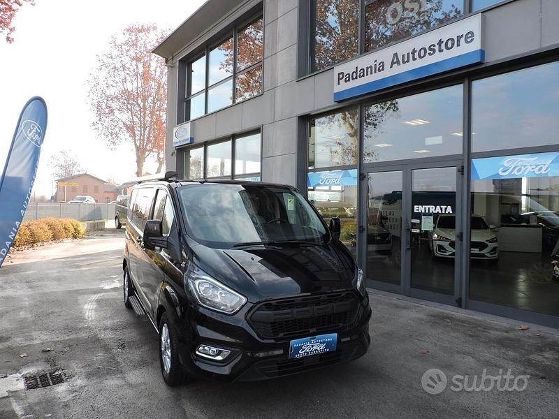 Usata Ford Tourneo Titanium 131 CV (96 kW) 2019 Nero Monovolume