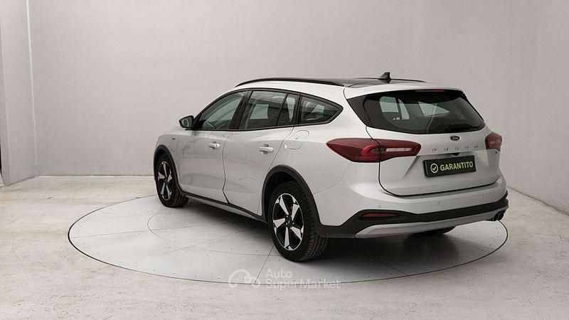 Usata Ford Focus 125 CV (91 kW) 2023 Grigio Station wagon
