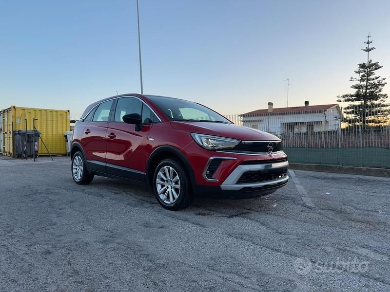 Usata Opel Crossland X 110 CV (80 kW) 2025 Rosso SUV