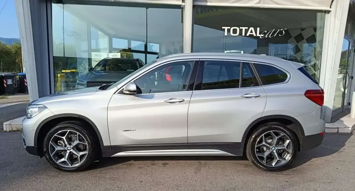 Usata BMW X1 xLine 150 CV (110 kW) 2017 Argento metallizzato SUV