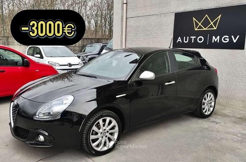 Usata Alfa Romeo Giulietta Super 120 CV (88 kW) 2018 Nero Utilitaria