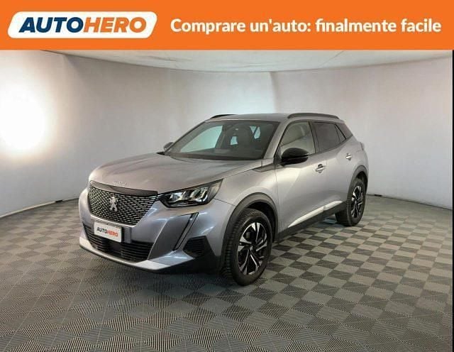 Usata Peugeot 2008 Allure 130 CV (95 kW) 2023 Grigio SUV