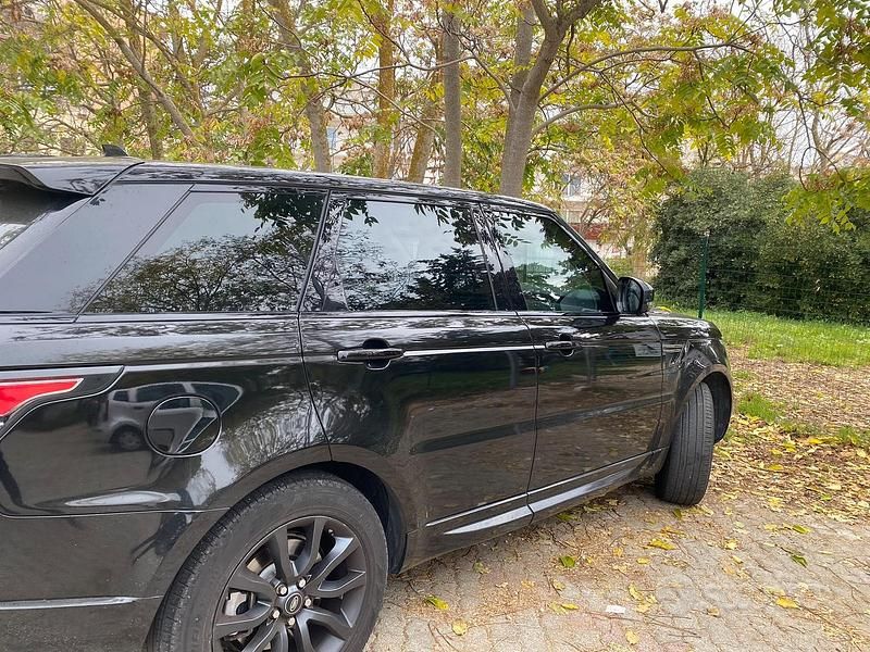 Usata 2017 Land Rover Range Rover Sport SUV | 26.850 € (Super prezzo) - Immagine 1/4