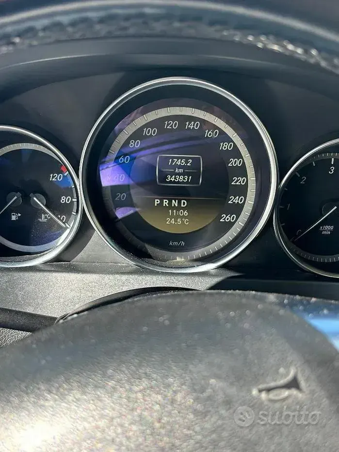 Usata Mercedes C200 150 CV (110 kW) 2012 Bianco Berlina