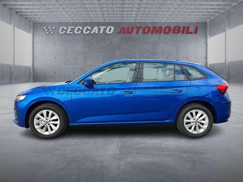 Usata Skoda Scala Selection 116 CV (85 kW) 2024 Blu/azzurro Utilitaria