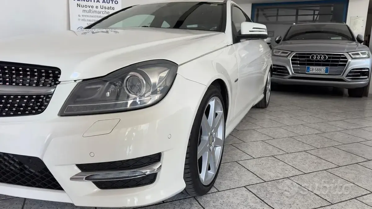 Usata Mercedes C220 170 CV (125 kW) 2012 Bianco Berlina