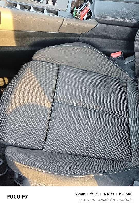 Usata DS Automobiles DS7 Crossback Business 131 CV (96 kW) 2018 Grigio SUV