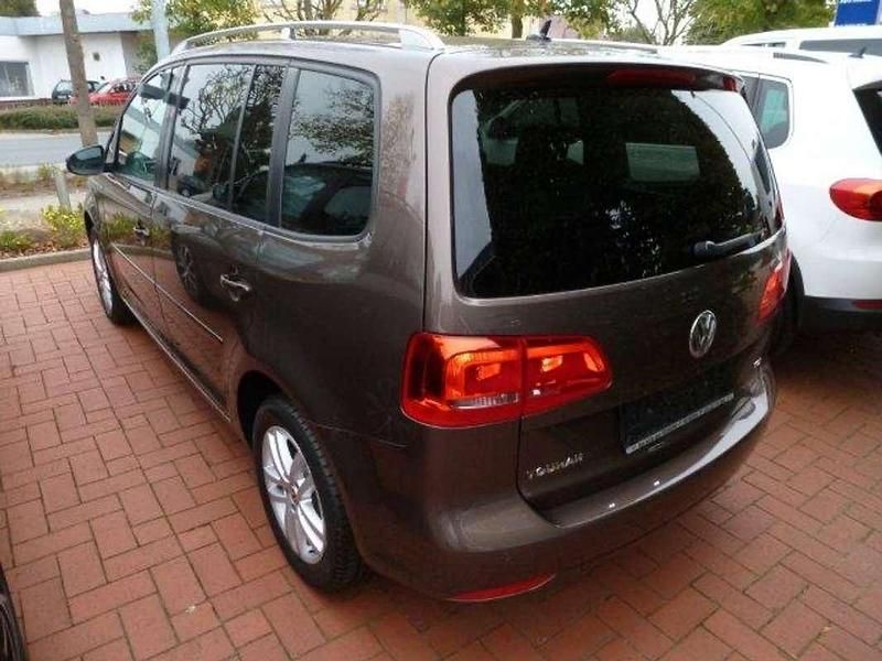 Usata VW Touran 105 CV (77 kW) 2014 Marrone Monovolume