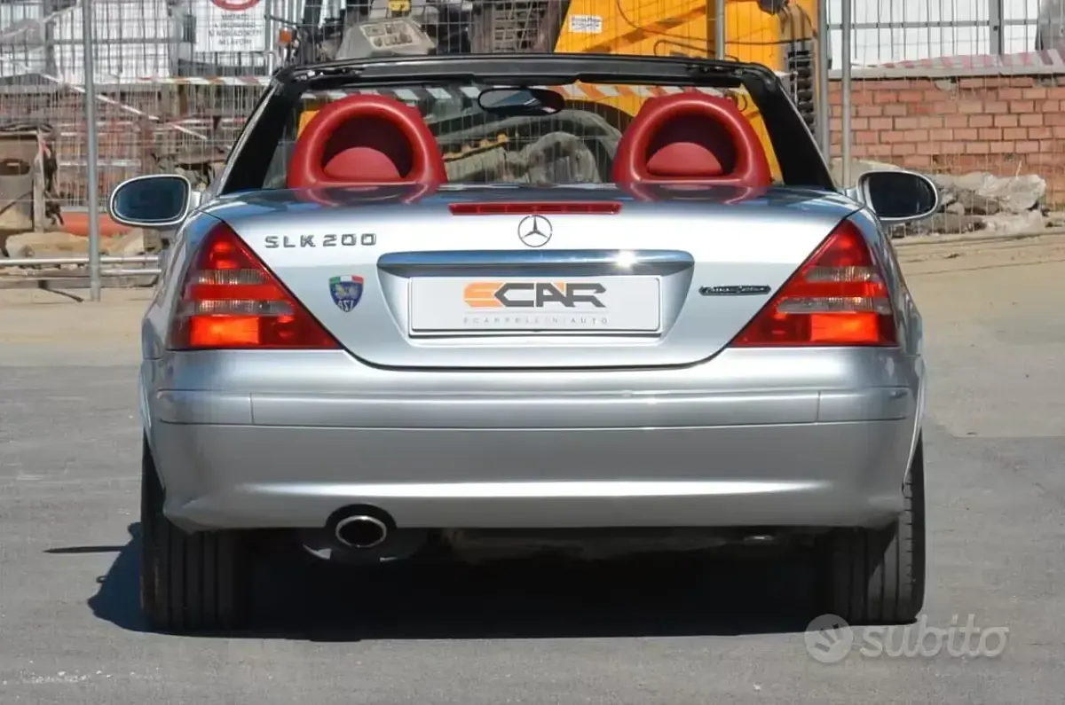 Usata Mercedes SLK200 163 CV (119 kW) 2004 Grigio Cabrio