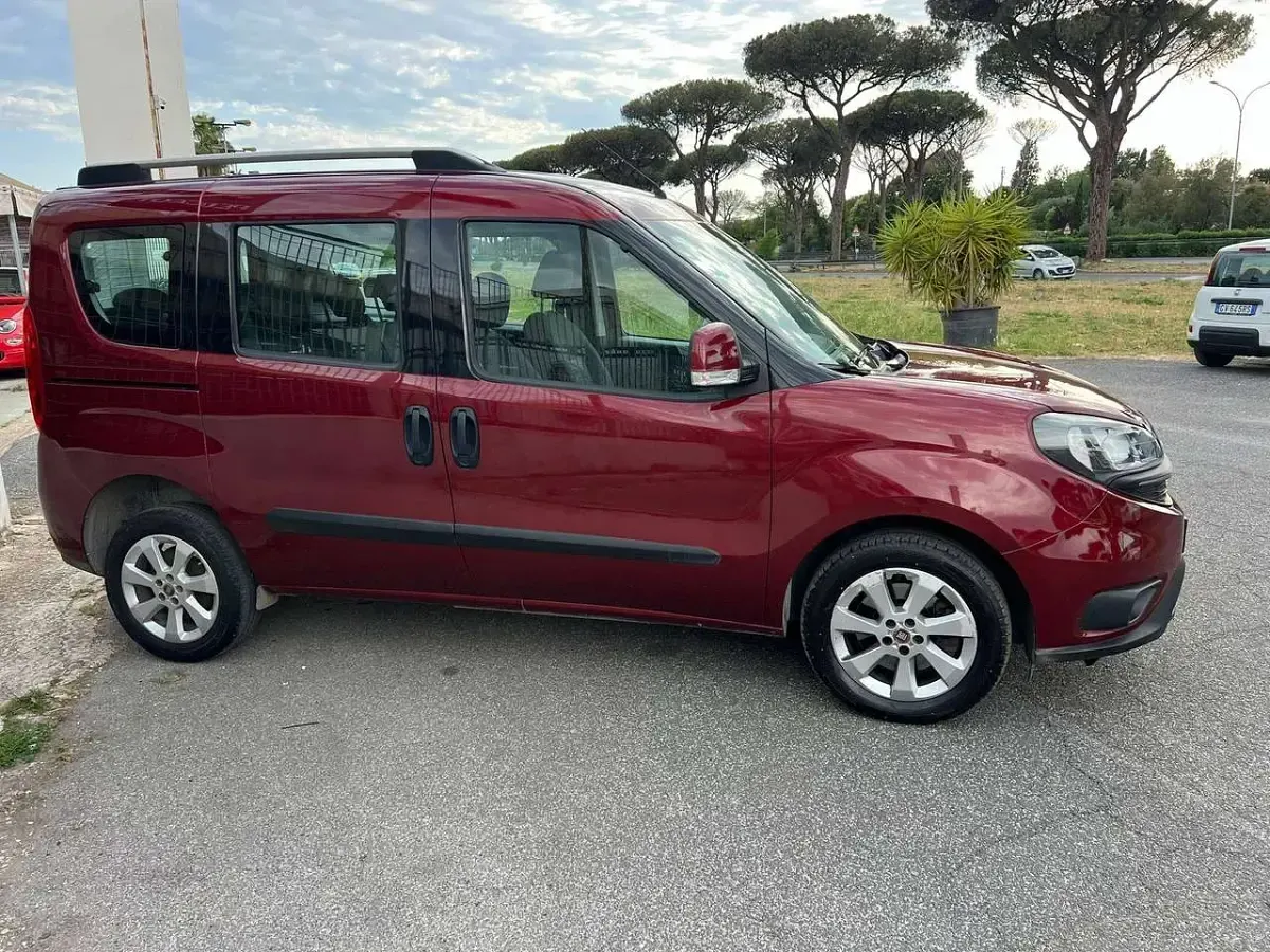 Usata Fiat Doblò Lounge 120 CV (88 kW) 2019 Other Monovolume