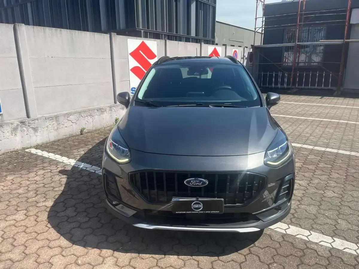 Usata Ford Fiesta Active 125 CV (91 kW) 2023 Grigio Utilitaria
