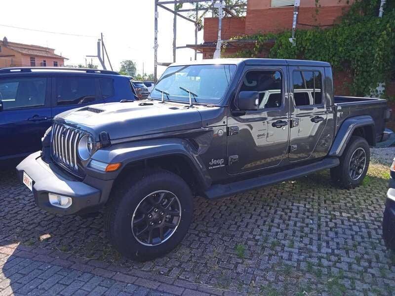Usata Jeep Gladiator Overland 264 CV (194 kW) 2022 Grigio Pick-up
