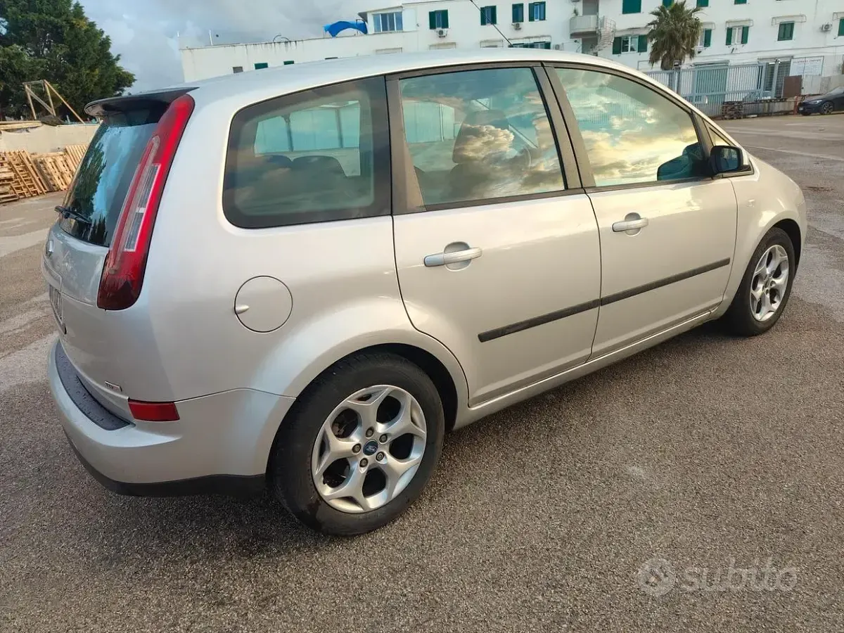 Occasion Ford C-MAX Titanium 109 ch (80 kW) 2008 Gris Monospace
