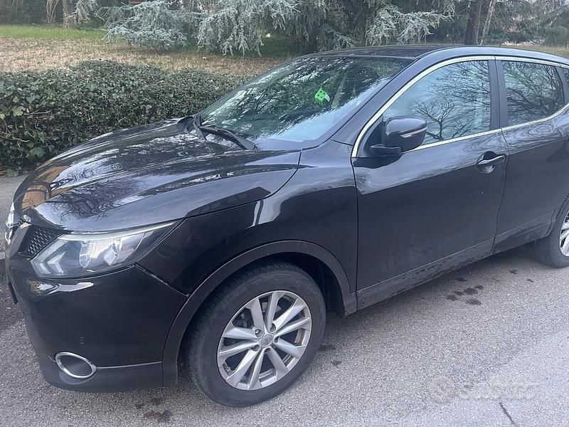 Usata Nissan Qashqai 106 CV (77 kW) 2014 Nero SUV