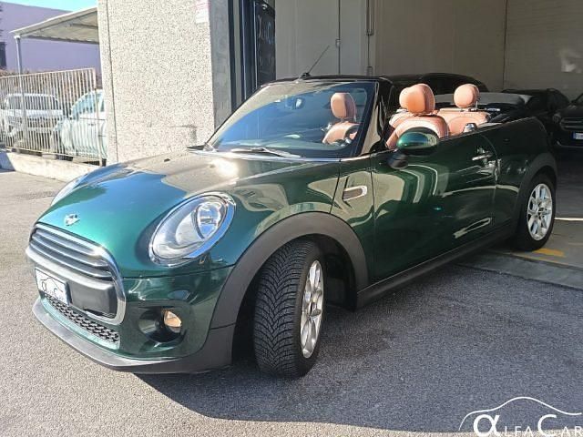 Usata Mini One Cabriolet 102 CV (75 kW) 2017 British racing green Cabrio