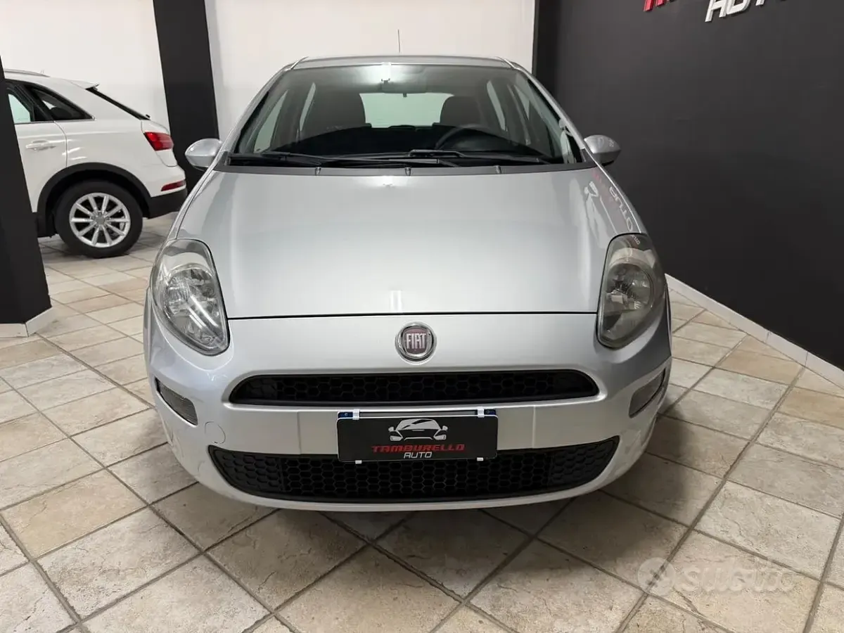 Usata Fiat Punto Street 75 CV (55 kW) 2014 Grigio Utilitaria