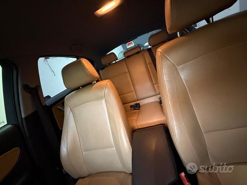 Usata BMW 118 2011 Nero Utilitaria