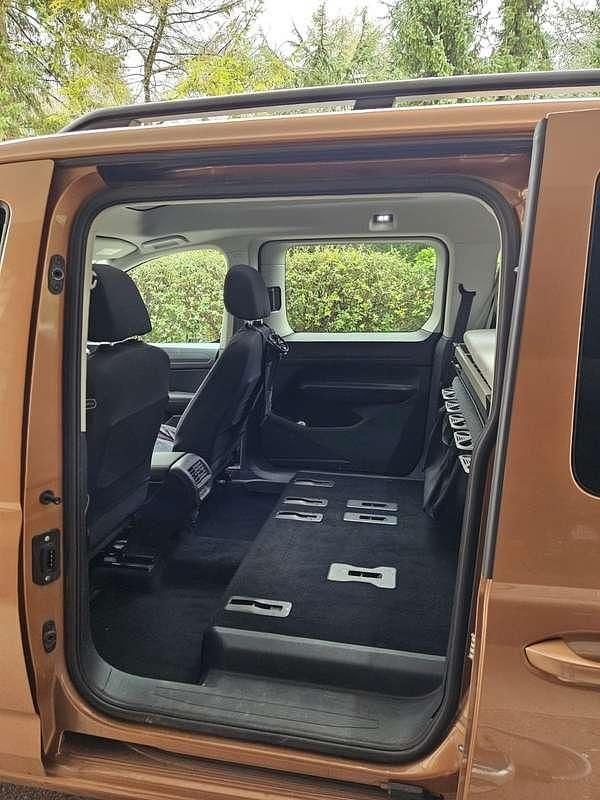 Usata VW Caddy Maxi California 114 CV (83 kW) 2021 Bronzo Monovolume
