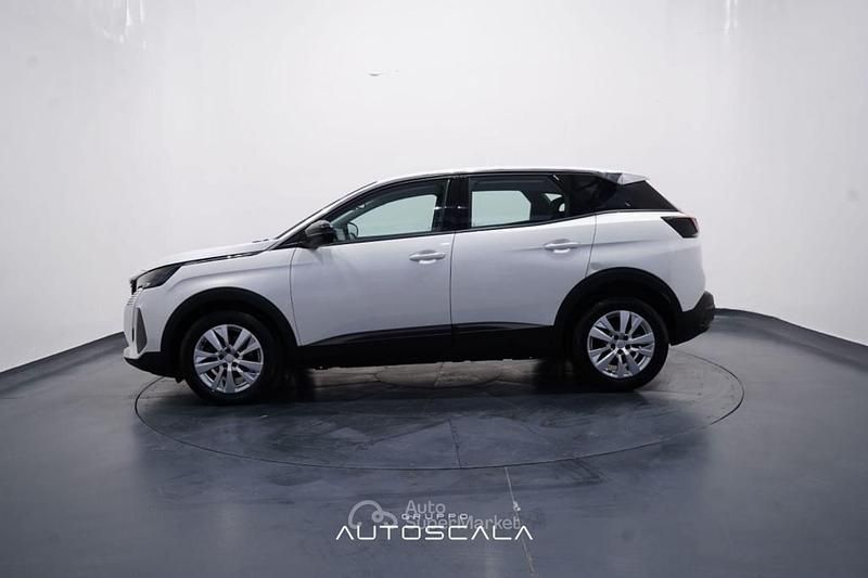 Usata Peugeot 3008 Active 131 CV (96 kW) 2023 Bianco madreperla SUV