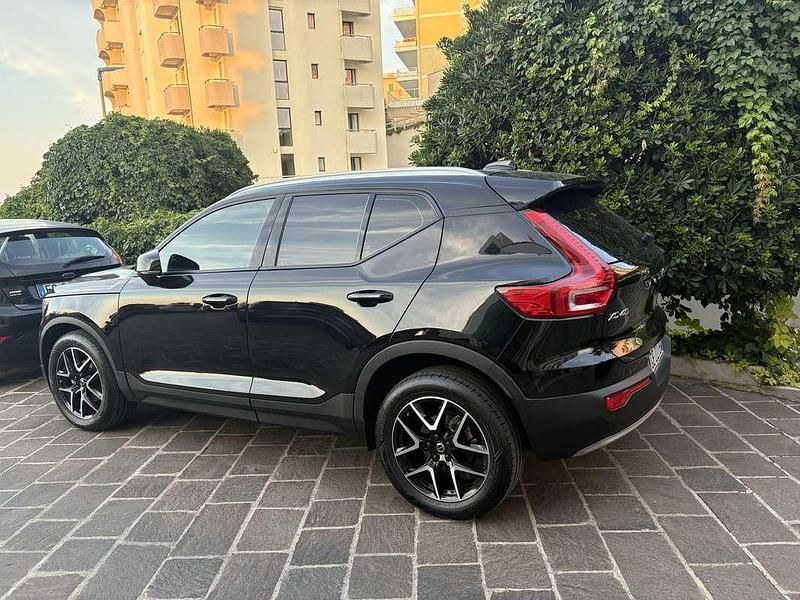 Usata Volvo XC40 Momentum 129 CV (94 kW) 2021 SUV