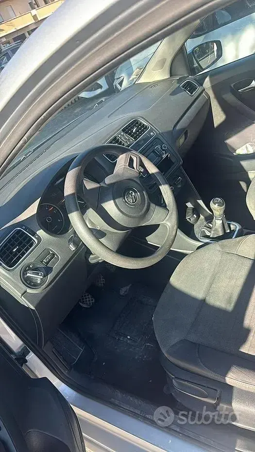 Usata VW Polo 75 CV (55 kW) 2013 Bluazzurro Utilitaria