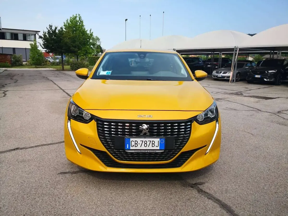 Usata Peugeot 208 S 75 CV (55 kW) 2020 Giallo Utilitaria