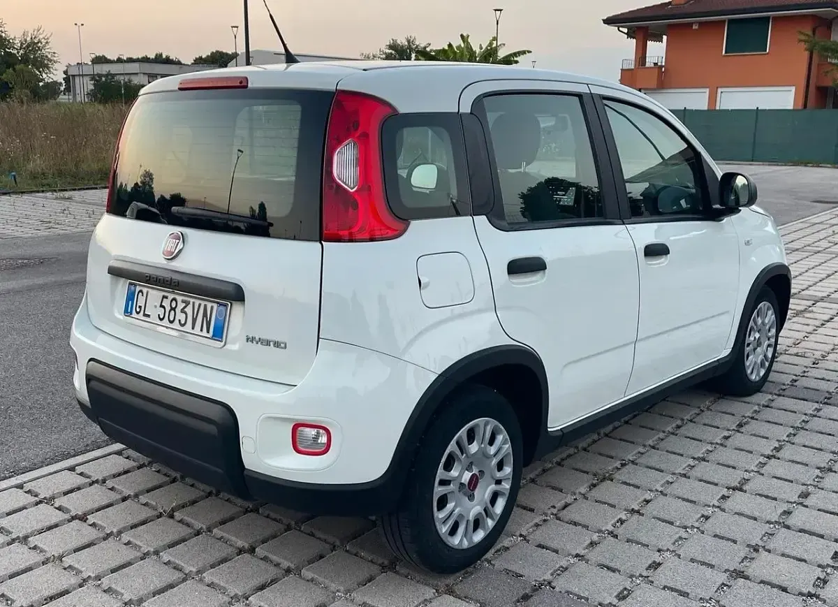 Usata Fiat Panda S 69 CV (50 kW) 2022 Bianco Utilitaria