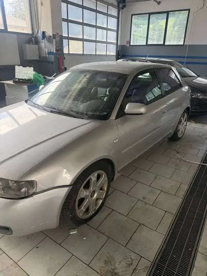 Usata Audi A3 Ambiente 224 CV (164 kW) 2002 Other Utilitaria