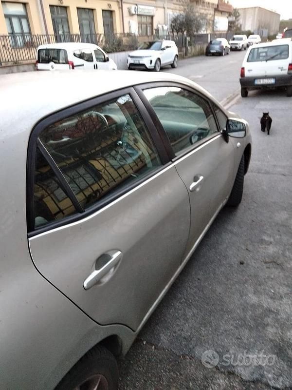 Usata Toyota Auris 97 CV (71 kW) 2007 Berlina