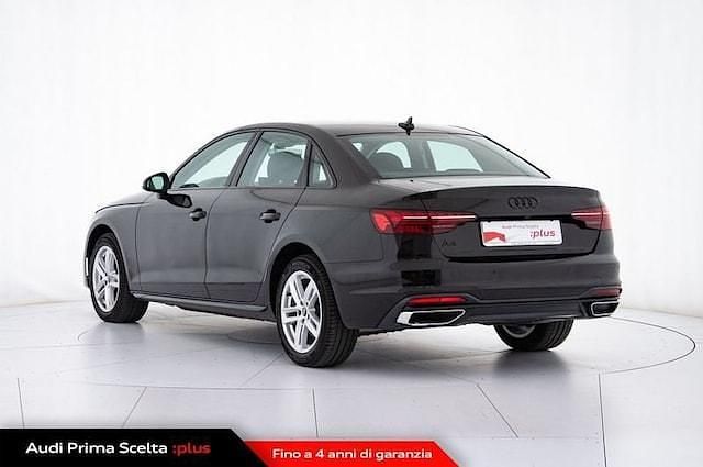 Usata Audi A4 Advanced Plus 163 CV (119 kW) 2024 Nero brillante Berlina