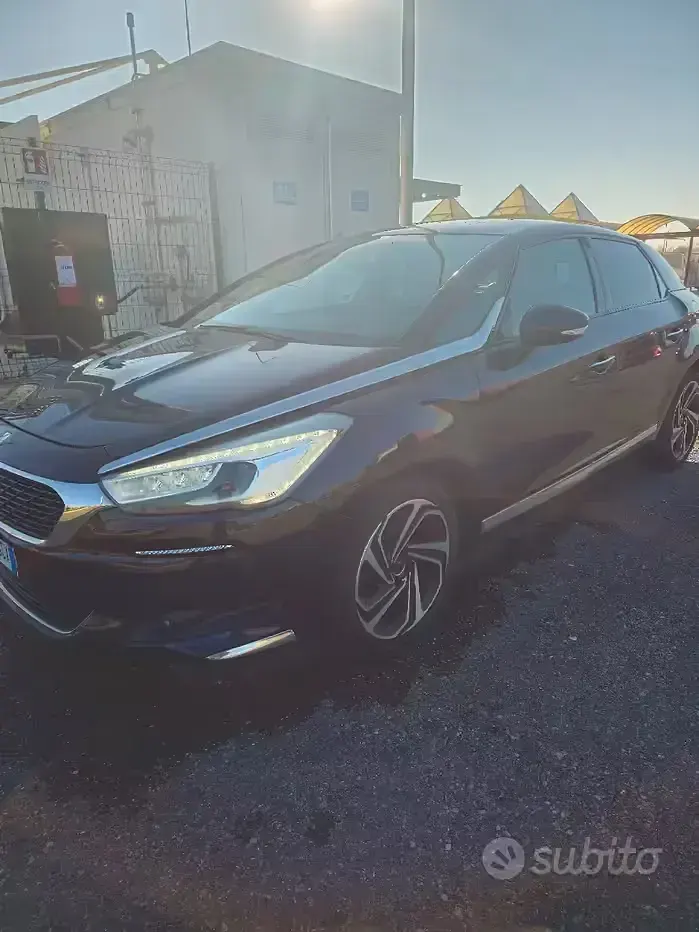 Usata DS Automobiles DS5 181 CV (133 kW) 2015 Blu Utilitaria