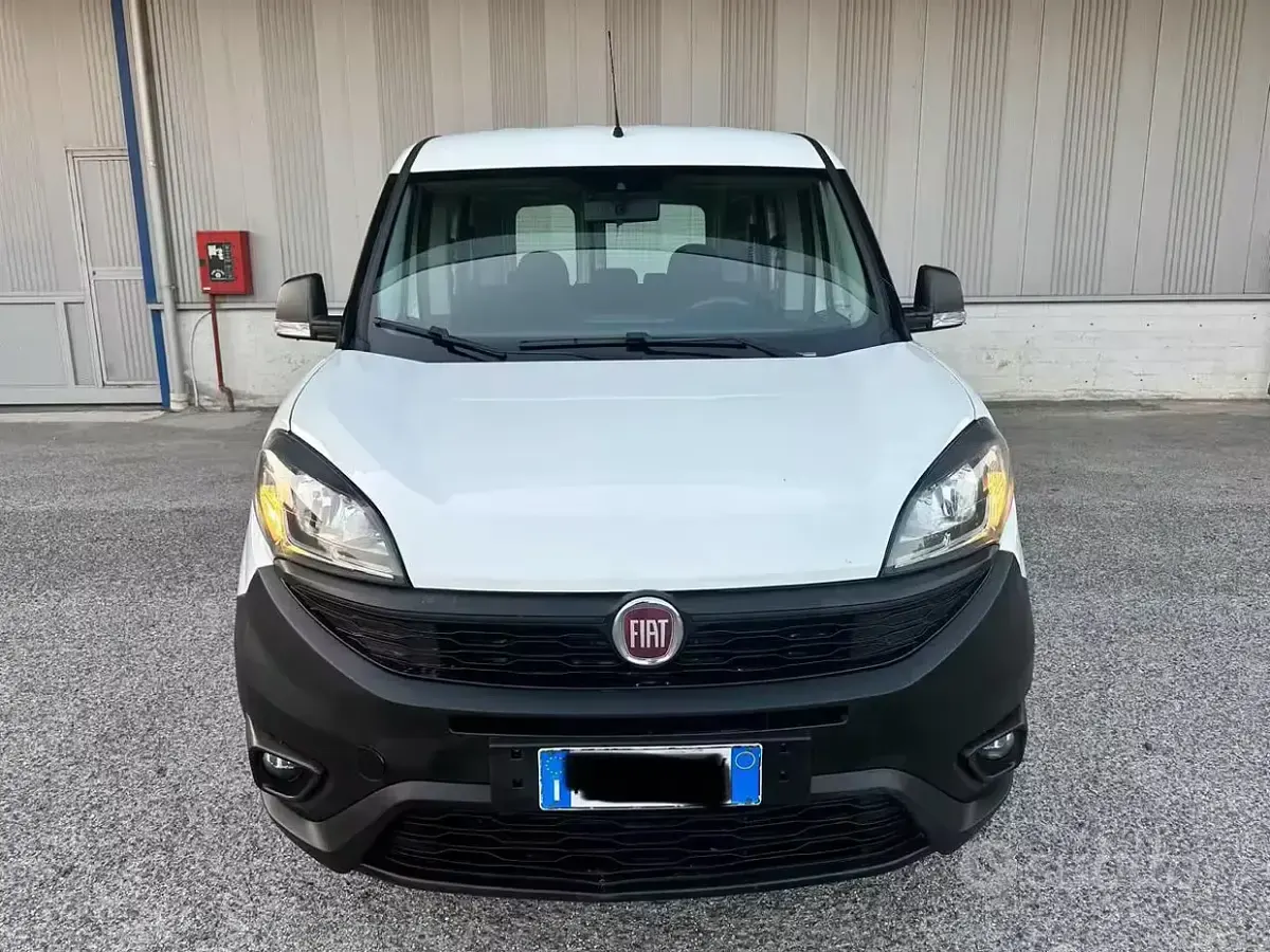 Usata Fiat Doblò 95 CV (69 kW) 2018 Bianco Monovolume
