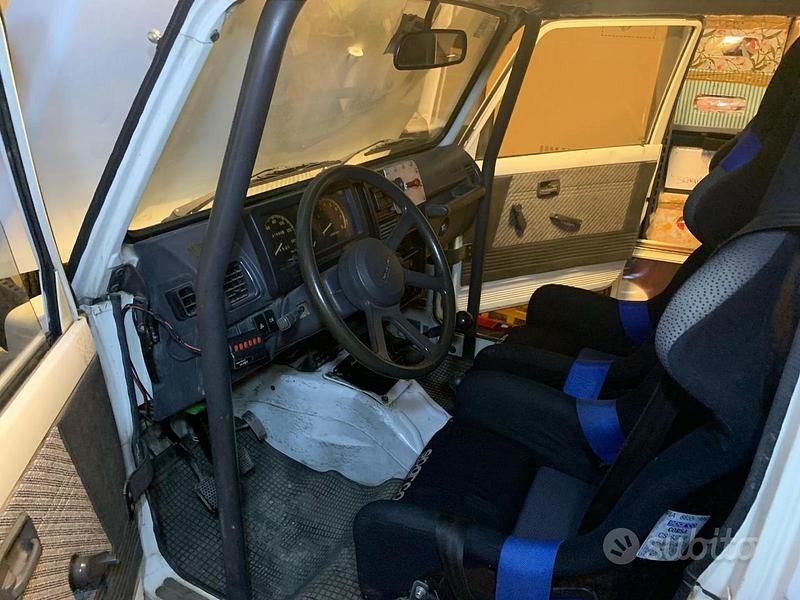 Usata Suzuki Samurai 64 CV (47 kW) 1990 Bianco SUV