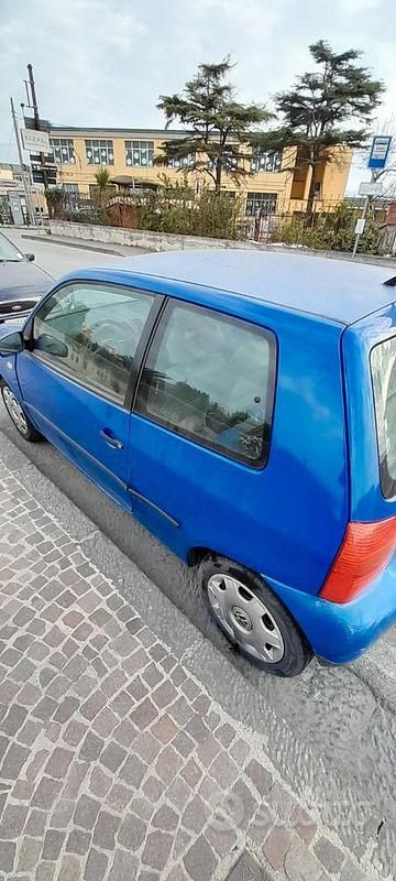 Usata VW Lupo 50 CV (36 kW) 2000 Blu Utilitaria