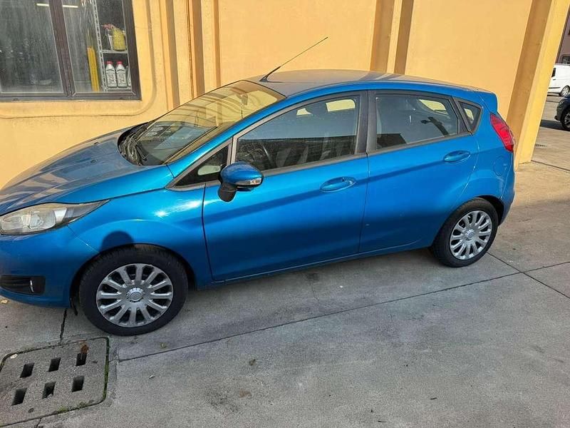 Usata Ford Fiesta Titanium 95 CV (69 kW) 2013 Berlina