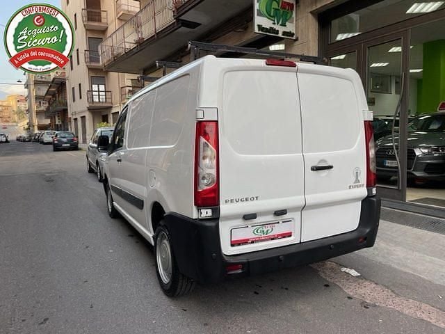 Usata Peugeot Expert 120 CV (88 kW) 2009 Bianco Furgone