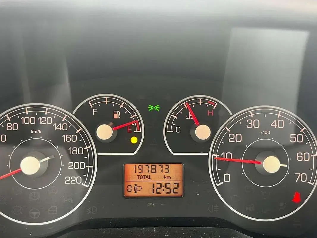 Occasion Fiat Grande Punto 65 ch (47 kW) 2007 Gris Citadine