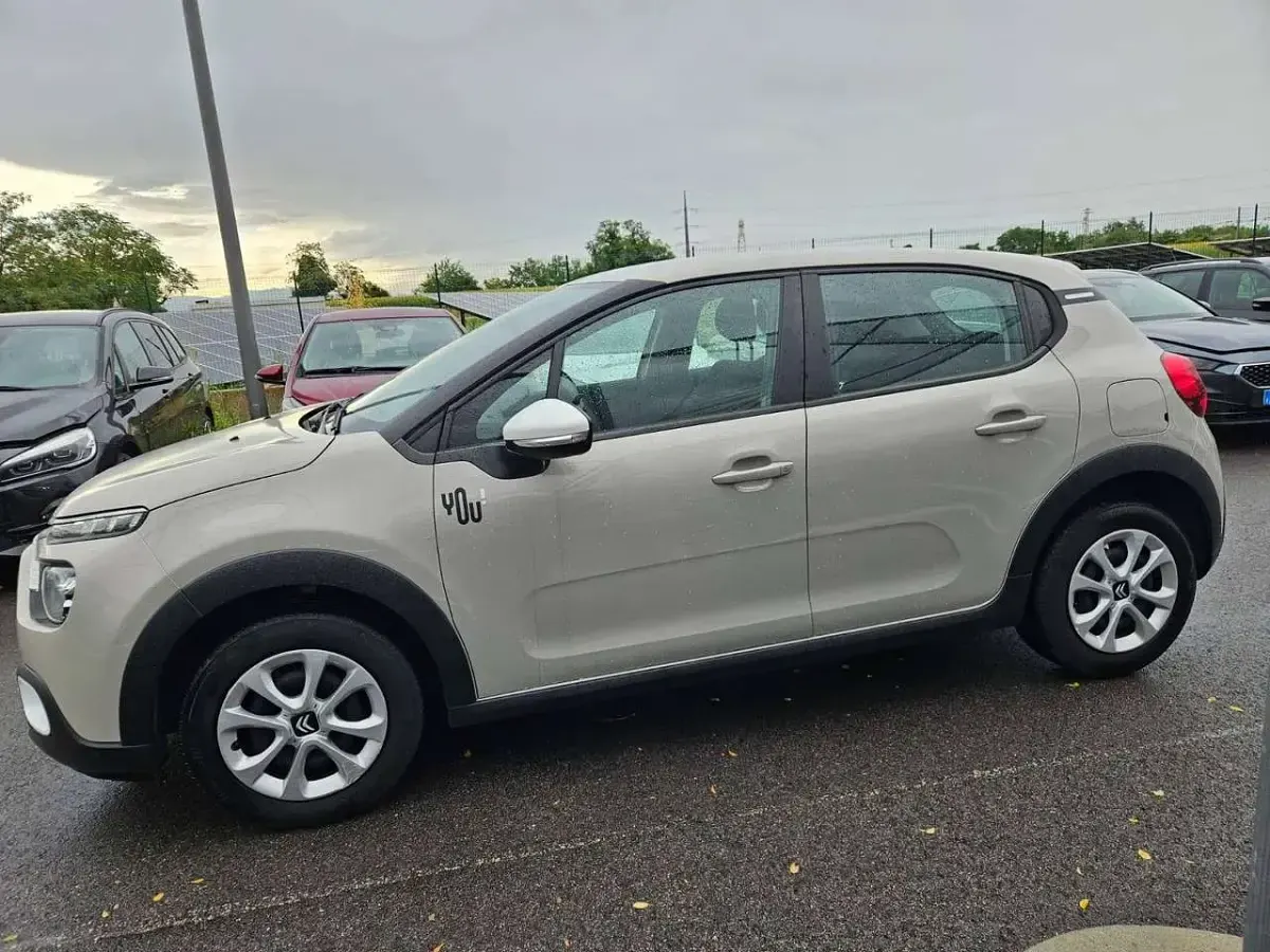 Usata Citroën C3 83 CV (61 kW) 2023 Grigio Utilitaria