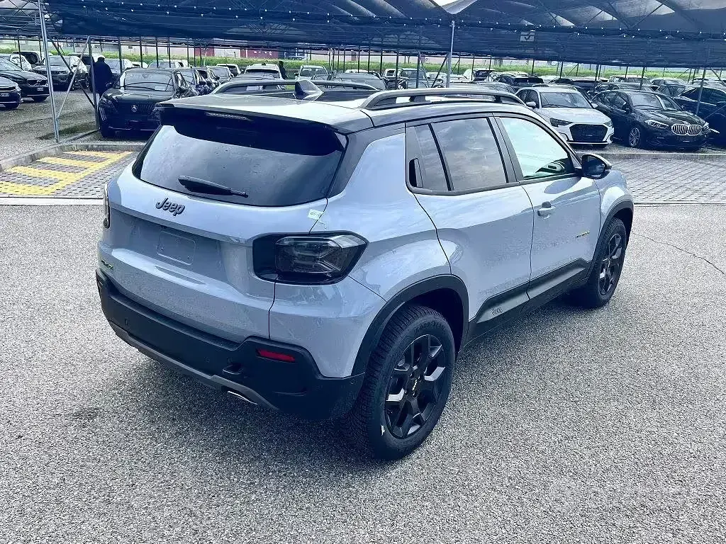 Novo Jeep Avenger North 136 HP (100 kW) 2026 Cinzento SUV