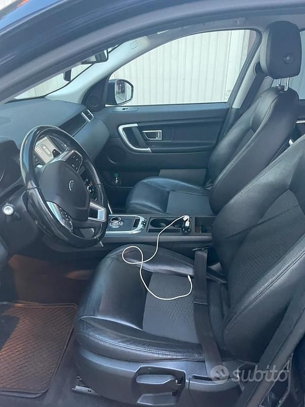 Usata Land Rover Discovery Sport SE 180 CV (132 kW) 2016 Blu/azzurro SUV