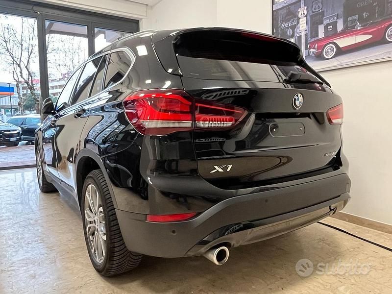 Usata BMW X1 Comfort Edition 116 CV (85 kW) 2022 Nero SUV