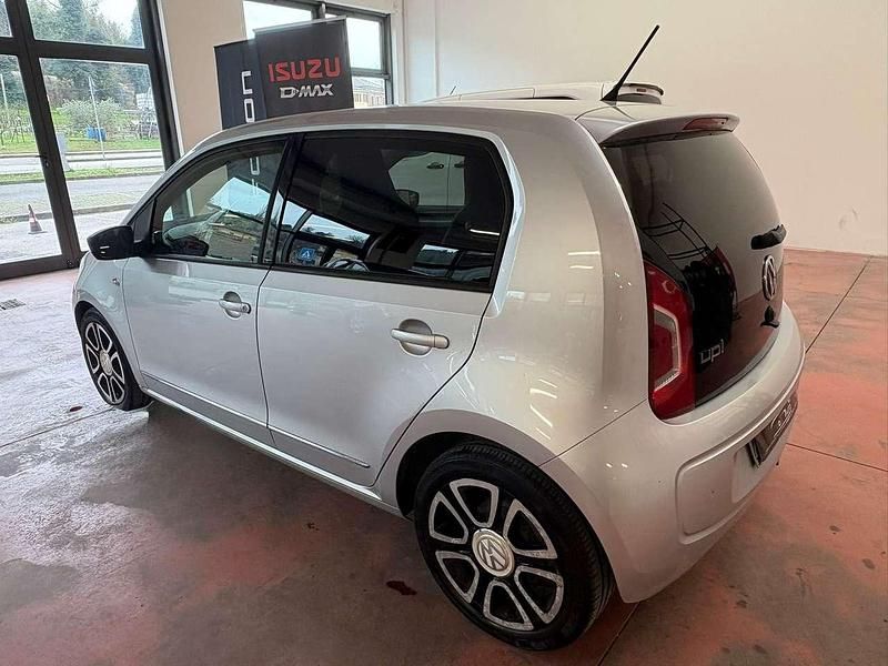 Begagnad VW up! 75 HK (55 kW) 2012 Silver Halvkombi