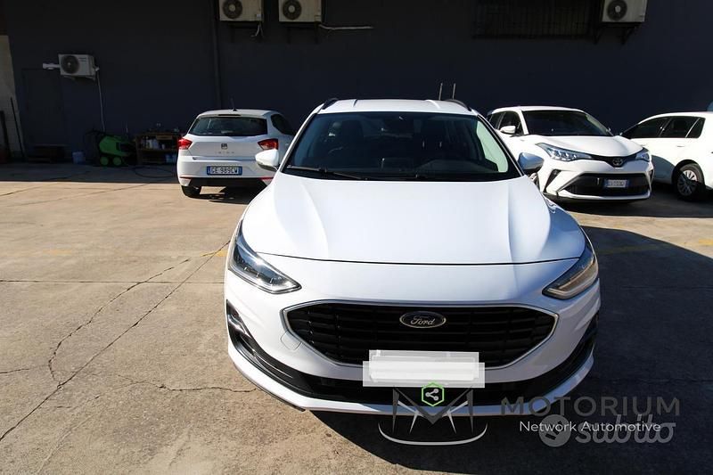 Usata Ford Focus Active X 120 CV (88 kW) 2022 Bianco Berlina
