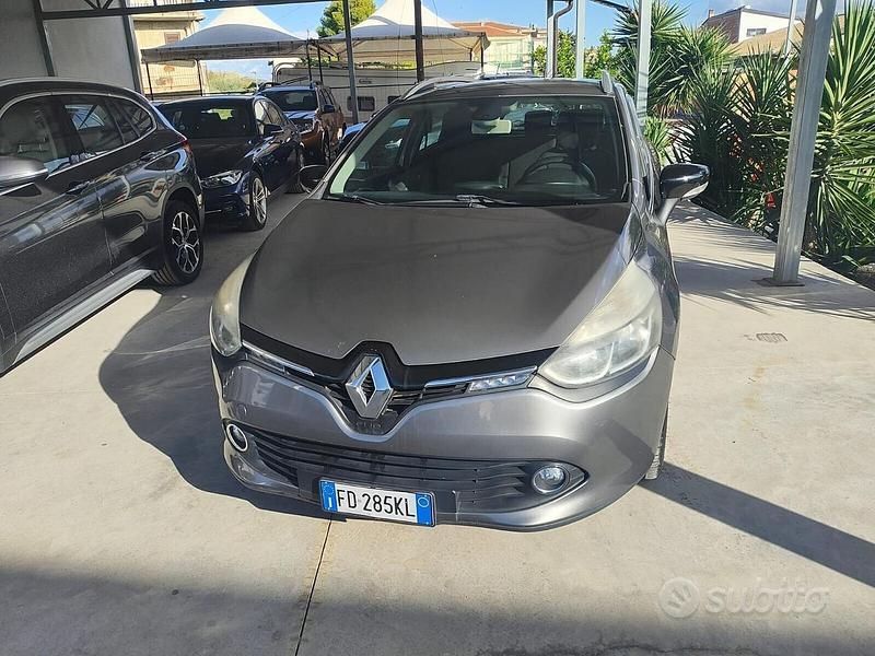 Usata Renault Clio GrandTour 90 CV (66 kW) 2016 Giallo Station wagon