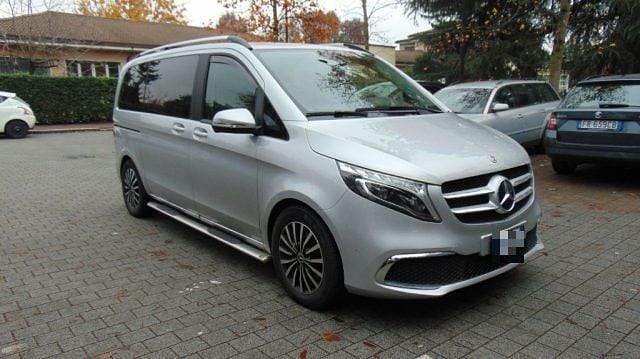 Usata Mercedes V250 Executive 190 CV (139 kW) 2019 Grigio Monovolume