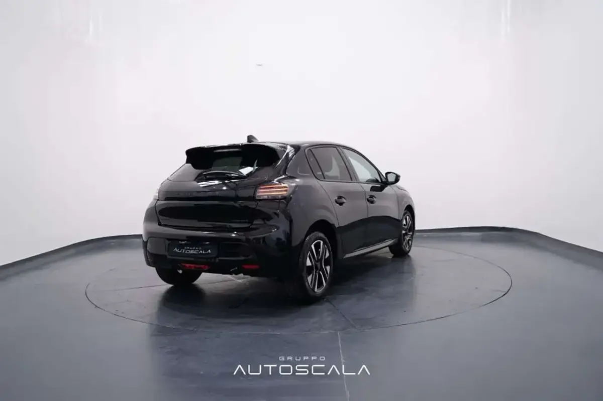 Nuova Peugeot 208 Allure 101 CV (74 kW) 2025 Nero perla Utilitaria
