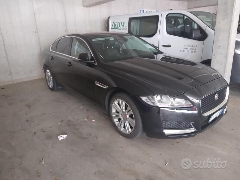Usata Jaguar XF 180 CV (132 kW) 2019 Berlina