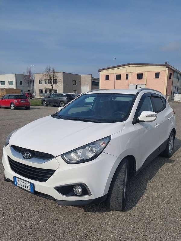 Usata Hyundai ix35 Comfort 163 CV (119 kW) 2012 Bianco SUV