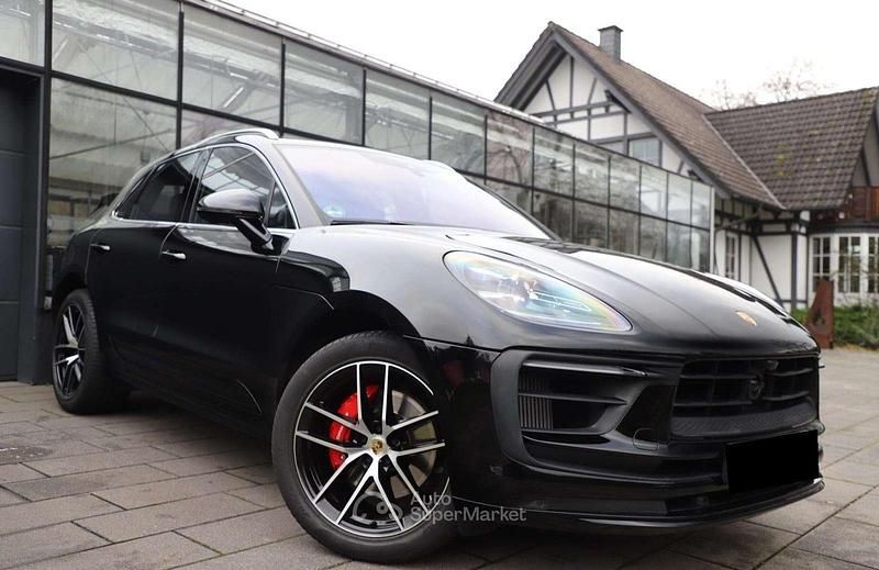 Usata Porsche Macan 381 CV (280 kW) 2024 Nero profondo SUV