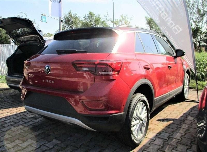 Nuova VW T-Roc Life 110 CV (80 kW) 2026 Rosso SUV